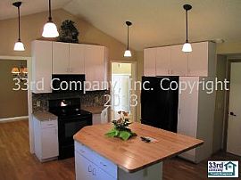 Single Family Rental Home in Eagan in Eagan, MN (Photo 5 of 5)