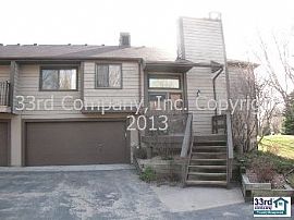 Townhouse Rental Home in Eden Prairie in Eden Prairie, MN