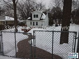 Single Family Rental Home in Columbia He in Columbia Heights, MN (Photo 2 of 5)