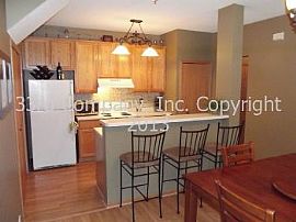 Townhouse Rental Home in Eden Prairie in Eden Prairie, MN (Photo 3 of 5)