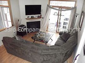 Townhouse Rental Home in Eden Prairie in Eden Prairie, MN (Photo 5 of 5)