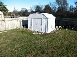 Single Family Rental Home in Cottage Gro in Cottage Grove, MN (Photo 4 of 5)