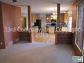 Single Family Rental Home in Shakopee in Shakopee, MN (Photo 4 of 5)