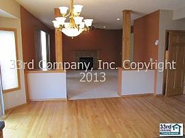 Single Family Rental Home in Shakopee in Shakopee, MN (Photo 5 of 5)