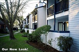 1 Bd/1 Bath Hillcrest Village Apartments in Alvin, TX (Photo 5 of 5)