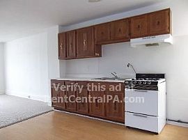 2546 Lexington St Apt 2 in Beaufort Farm, PA (Photo 2 of 5)