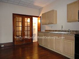 221 Briggs St. Apt. 1 in Harrisburg, PA (Photo 4 of 5)