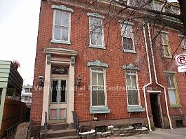 1006 N 2nd 2f in Harrisburg, PA