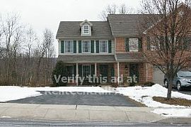 4094 Caissons Ct in East Pennsboro, PA