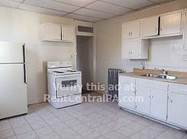 1626 Market#2 in Harrisburg, PA (Photo 5 of 5)