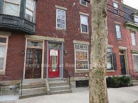 221 Briggs St. Apt 2 in Harrisburg, PA