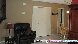 Stylish Townhome - Oakdale! in Landfall Village, MN (Photo 3 of 5)