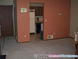 Very Nice 2bd/3ba Th in Fridley! in Fridley, MN (Photo 4 of 5)