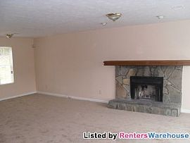 Spacious and Newly Remodeled 3 Bedroom I in Stone Mountain, GA (Photo 2 of 5)