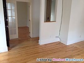 Beautiful Home Near Lake Calhoun in Minneapolis, MN (Photo 5 of 5)