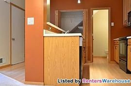Excellent 2br/1.5ba Townhome in Eden Pra in Eden Prairie, MN (Photo 5 of 5)