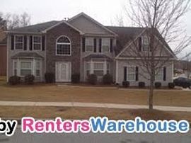 Spacious Snellville Home on Cul-De-Sac. in Lithonia, GA