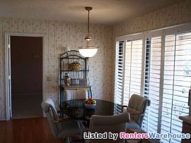 Wonderful, Large and Bright Furnished 2 in Sun City, AZ (Photo 4 of 5)