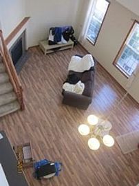 Great Townhome with Vaulted Ceiling in Little Canada, MN (Photo 3 of 5)