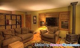 Very Nice 3bd/2ba Home in Stillwater! in Oak Park Heights, MN (Photo 4 of 5)