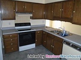 Awesome 3 Bedroom Chandler Home!! in Chandler, AZ