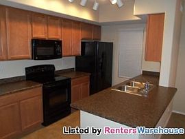 2 Bedroom Chandler Townhome in Chandler, AZ (Photo 3 of 5)