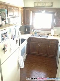 Large 4 Bed Sfh in Quiet Eden Prairie Ne in Eden Prairie, MN (Photo 4 of 5)