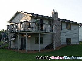 Beautiful Home on The Lake! in Howard Lake, MN (Photo 2 of 5)