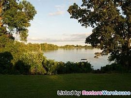 Beautiful Home on The Lake! in Howard Lake, MN (Photo 4 of 5)