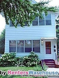 Great 2 Bedroom Home in Northeast Minnea in Minneapolis, MN