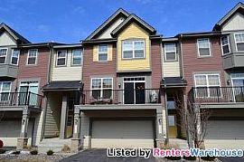 Fabulous 2br/1.5ba Townhome in Apple Val in Apple Valley, MN