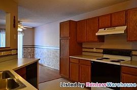 Spacious 3br/1.5ba Townhome in Burnsvill in Burnsville, MN (Photo 5 of 5)