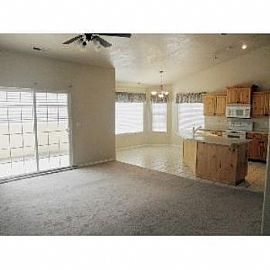 Town Home, Community Pool, 3 Bed 2 Bath in Bloomington Hills, UT (Photo 2 of 5)