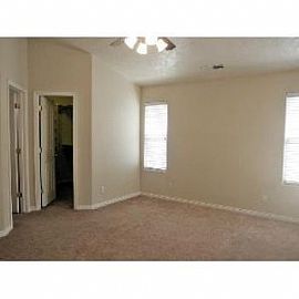 Town Home, Community Pool, 3 Bed 2 Bath in Bloomington Hills, UT (Photo 4 of 5)