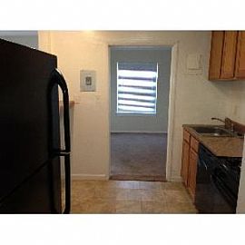 New Carpet, Updated Kitchen Ready Today! in Camp Springs, MD (Photo 2 of 5)