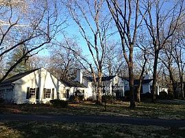 Spacious and Luxurious Home Available In in Nashville, TN