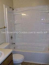 Cute 2 Bedroom 1 Bath Available Immediat in Nashville, TN (Photo 5 of 5)