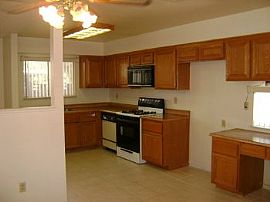 Beautiful One Story 3 Bedroom, Tiled Flo in Las Vegas, NV (Photo 2 of 5)