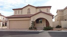 3 Bed, 2.5 Bath Home with Laminate Floor in Las Vegas, NV