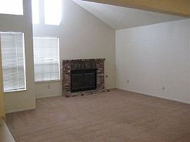Spacious! in Elk Grove, CA (Photo 4 of 5)