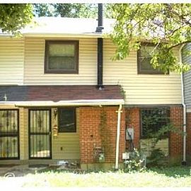 Lovely 4br 2ba Townhome For Rent! in Camp Springs, MD