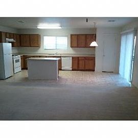 Spencers Favorite Rental! in Phoenix, AZ (Photo 3 of 5)