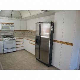 Amazing Amenities 3bd/2 5bth in North Hills, CA (Photo 3 of 5)