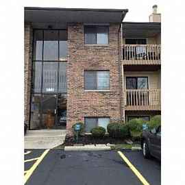 Great 2br/1 5ba Condo Available in Fairf in Fairfield, OH