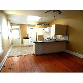 2 Bedroom 1 5 Bath Half Double in Merion in Columbus, OH (Photo 4 of 5)