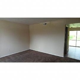 1556 Meredith #2 in Cincinnati, OH (Photo 2 of 5)