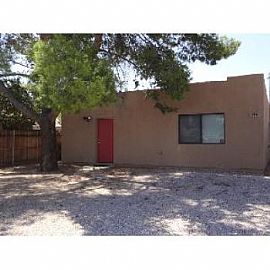 Looking 4 Room Mates, Ez Access to Uoa! in Kino, AZ (Photo 2 of 5)