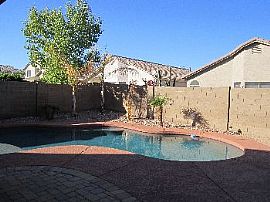 Beautiful 4 Br with Pool! in Phoenix, AZ