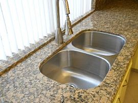 Remodeled Beach Close 5 Bed, 3 Bath in Huntington, CA (Photo 2 of 5)