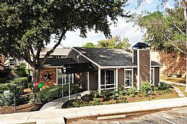 2 Bd/2 Bath Location to Us Means More Th in Baytown, TX (Photo 3 of 5)